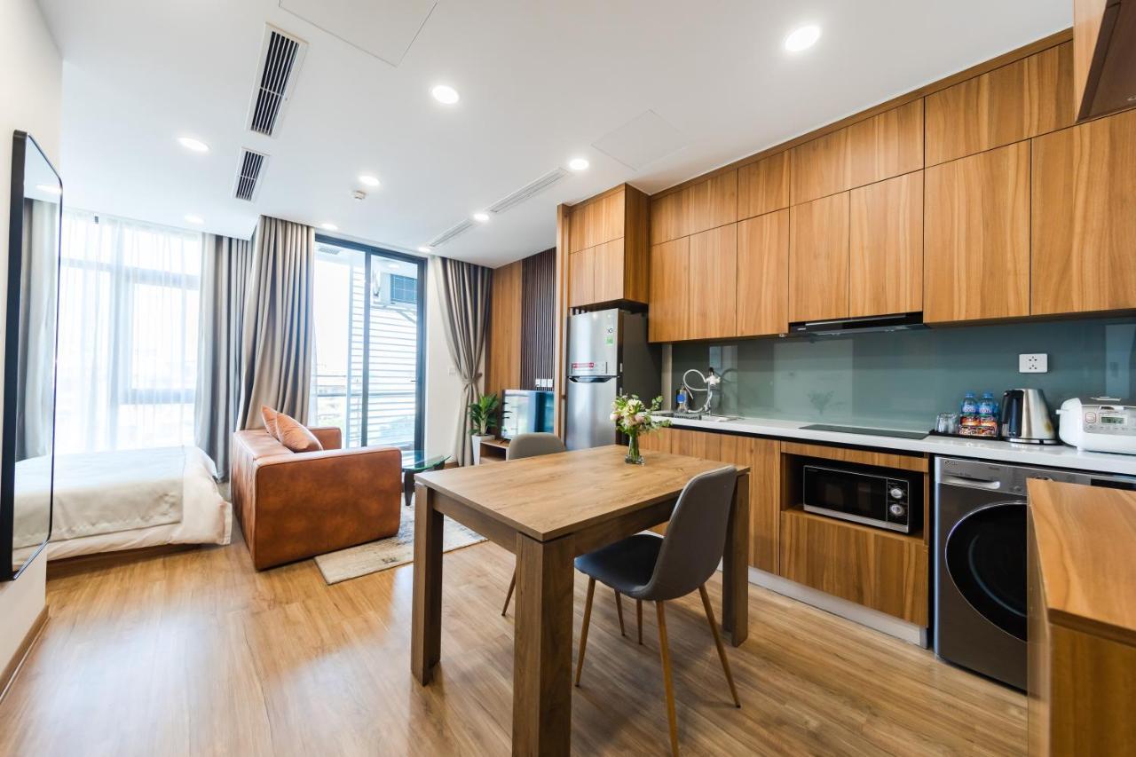 Five Star Westlake 1St-4Th Floors Hotel & Serviced Apartment Hanoi Kültér fotó A modern apartment in Vietnam