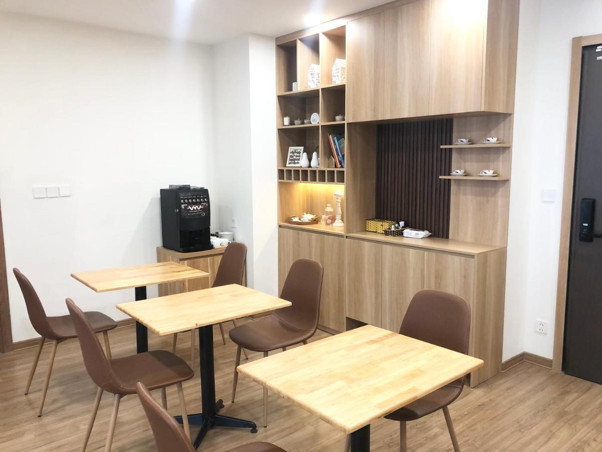 Five Star Westlake 1St-4Th Floors Hotel & Serviced Apartment Hanoi Kültér fotó The library