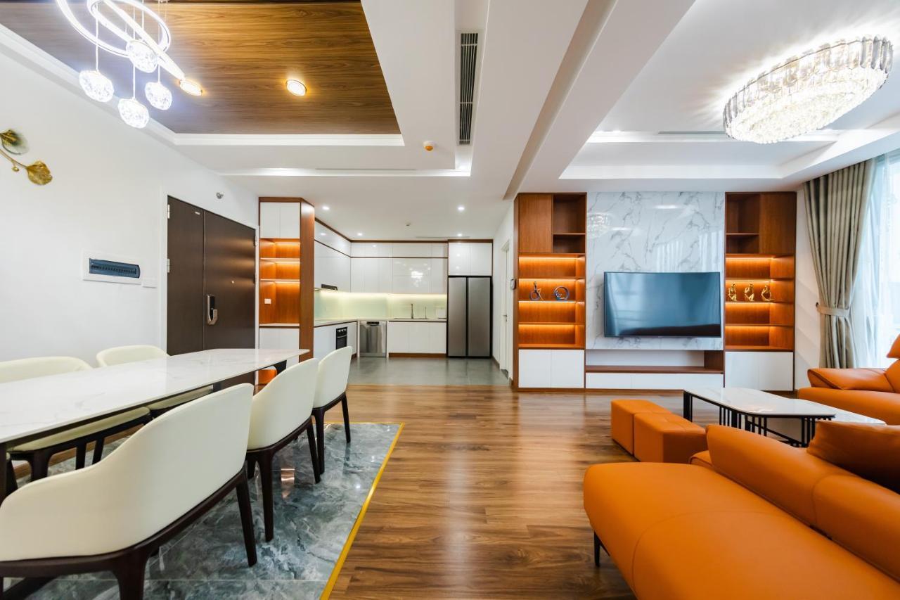 Five Star Westlake 1St-4Th Floors Hotel & Serviced Apartment Hanoi Kültér fotó A modern Vietnamese home