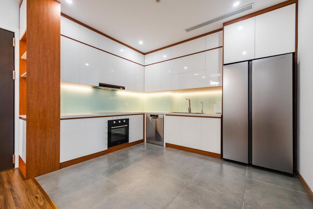 Five Star Westlake 1St-4Th Floors Hotel & Serviced Apartment Hanoi Kültér fotó A modern kitchen